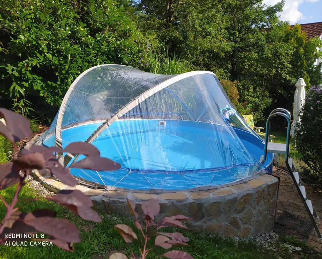 Mediterran-Skandinavisch - Outdoorwhirlpool Ganzjaehrig Burgthann Екстер'єр фото